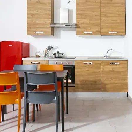 Staurenghi Red Apartment *