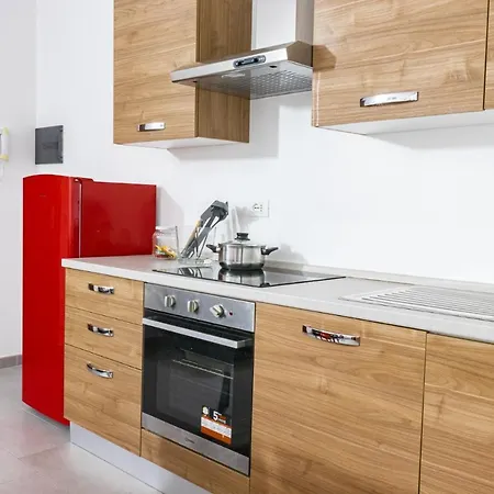 Apartment Staurenghi Red *